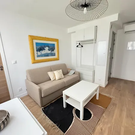 Rouguiere Apartman *