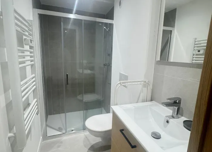 Rouguiere アパート カンヌ