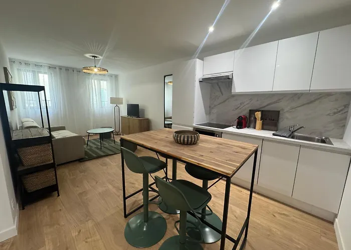 アパート Rouguiere