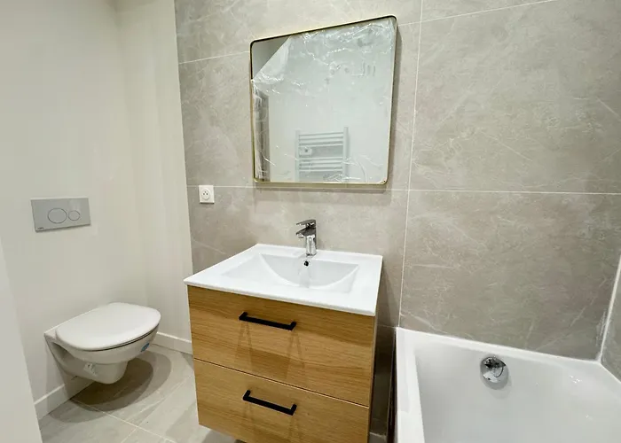 アパート Rouguiere