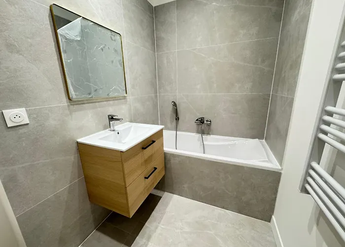 アパート Rouguiere *